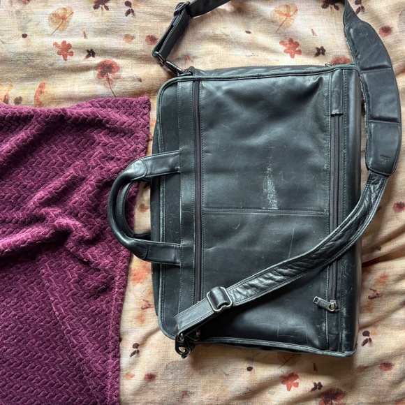 Tumi laptop bag - Picture 5 of 6